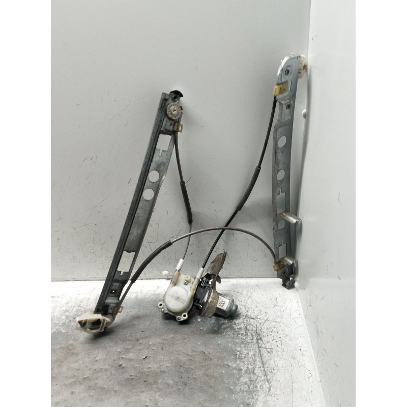Recambio de elevalunas delantero derecho para renault megane ii (bm0/1_, cm0/1_) 1.5 dci (bm1f, cm1f) referencia OEM IAM  5P 