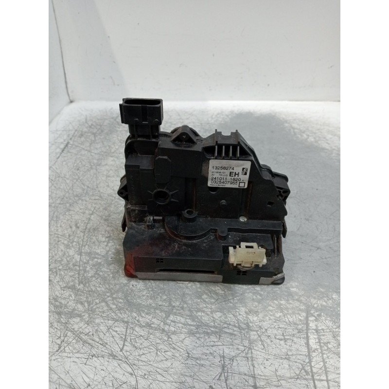 Recambio de motor cierre centralizado delantero derecho para opel corsa d 1.3 16v cdti referencia OEM IAM 13258274 3P 0325407955