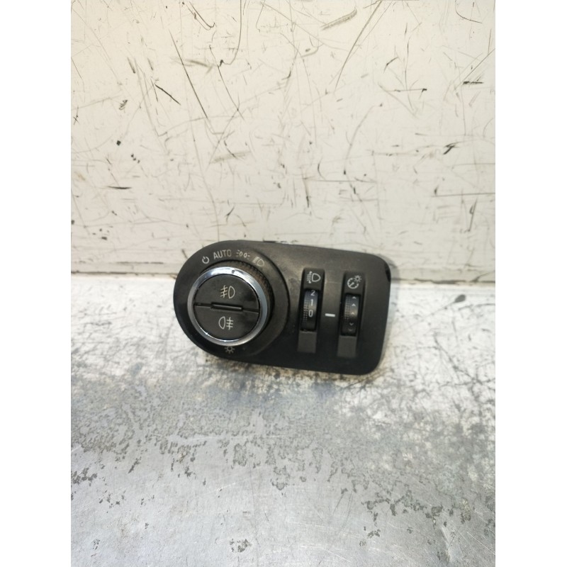 Recambio de mando luces para opel corsa e (x15) 1.3 cdti (08, 68) referencia OEM IAM 13470446 A178601 61060446