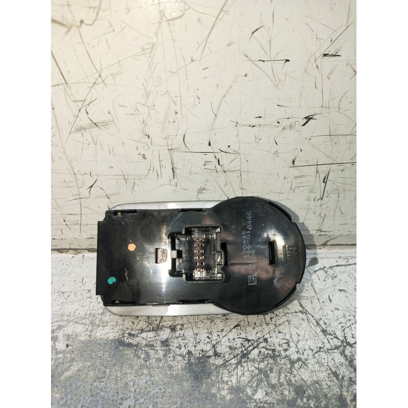 Recambio de mando luces para opel corsa e (x15) 1.3 cdti (08, 68) referencia OEM IAM 13470446 A178601 61060446