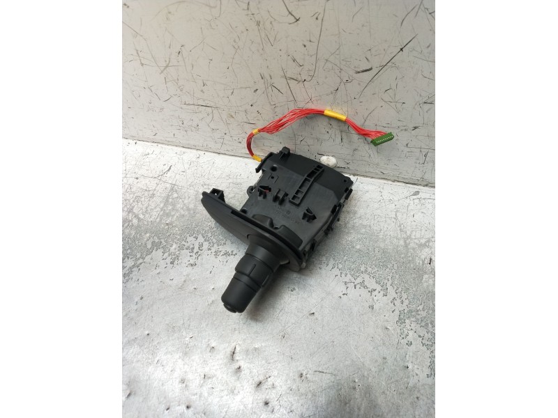 Recambio de mando luces para renault clio iii (br0/1, cr0/1) 1.5 dci referencia OEM IAM 255405605R 28630198195 