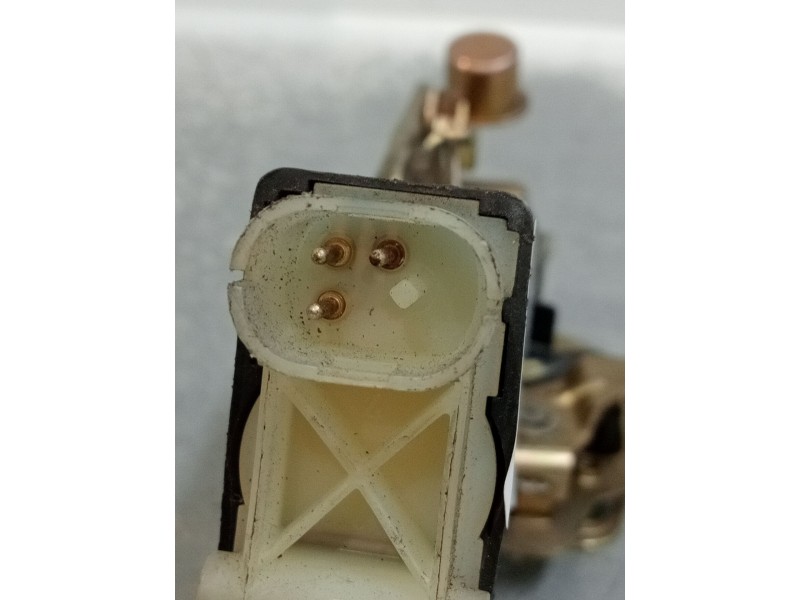 Recambio de motor cierre centralizado trasero izquierdo para saab 900 berlina referencia OEM IAM   