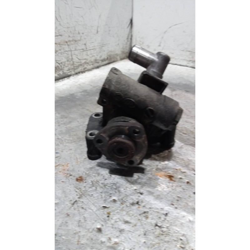 Recambio de bomba direccion para mercedes clase c (w203) sportcoupe c 220 cdi (203.706) referencia OEM IAM 0024669301  