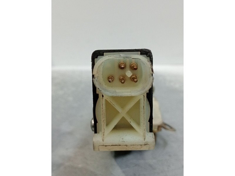 Recambio de motor cierre centralizado delantero izquierdo para saab 900 berlina referencia OEM IAM   