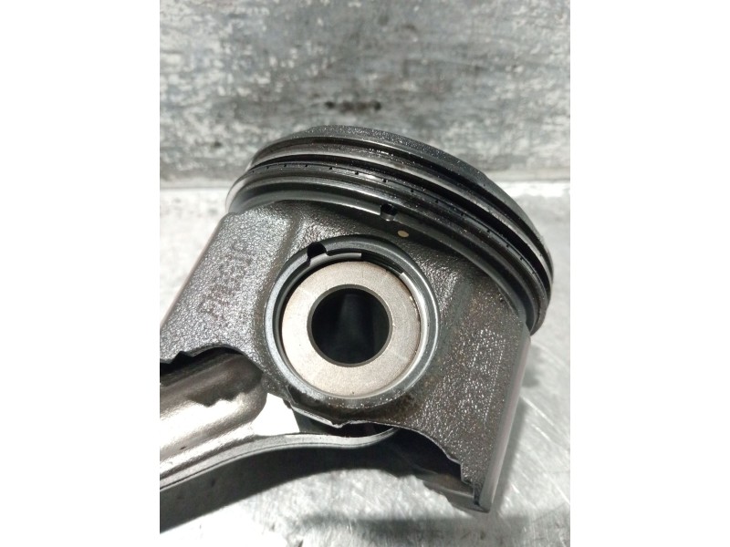 Recambio de piston para fiat ducato caja cerrada 33 (06.2006 =>) referencia OEM IAM Y06B13 06DD 46349131