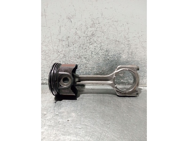 Recambio de piston para fiat ducato caja cerrada 33 (06.2006 =>) referencia OEM IAM Y06B13 06DD 46349131