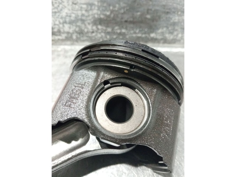 Recambio de piston para fiat ducato caja cerrada 33 (06.2006 =>) referencia OEM IAM Y06B13 06DD 46349131