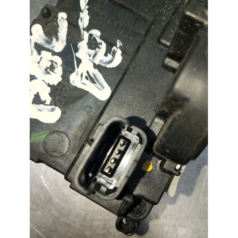 Recambio de motor cierre centralizado delantero derecho para renault scenic iii authentique referencia OEM IAM   