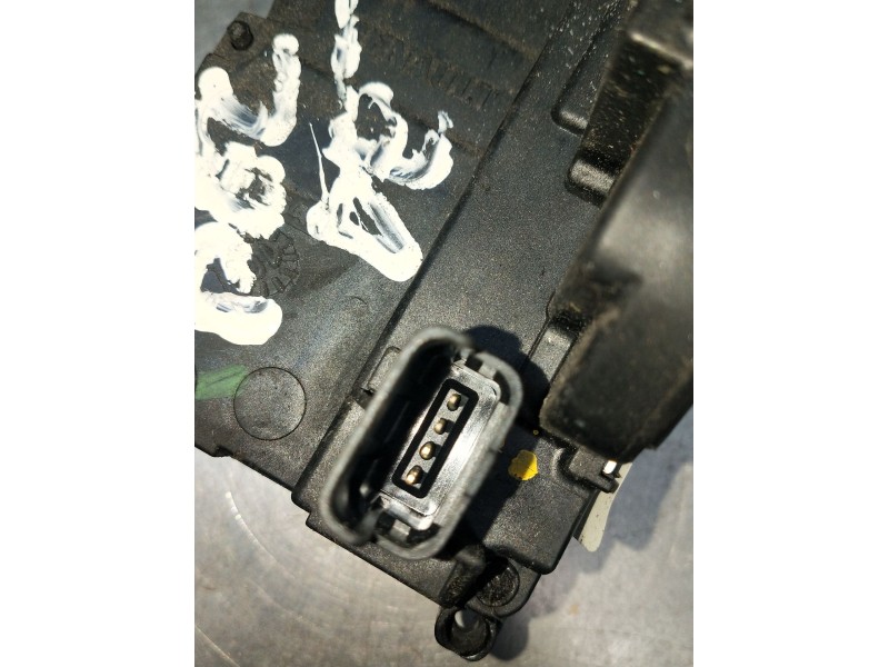 Recambio de motor cierre centralizado delantero derecho para renault scenic iii authentique referencia OEM IAM   