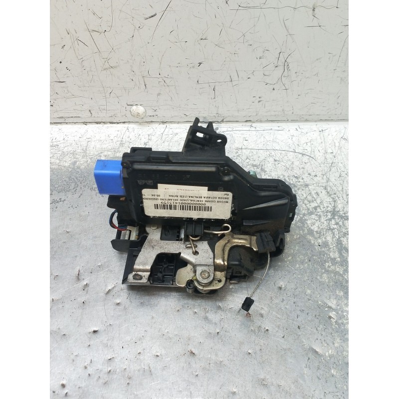 Recambio de motor cierre centralizado delantero izquierdo para skoda octavia berlina (1z3) active referencia OEM IAM   5P