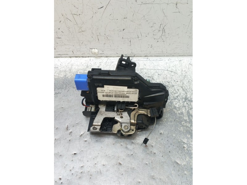 Recambio de motor cierre centralizado delantero izquierdo para skoda octavia berlina (1z3) active referencia OEM IAM   5P