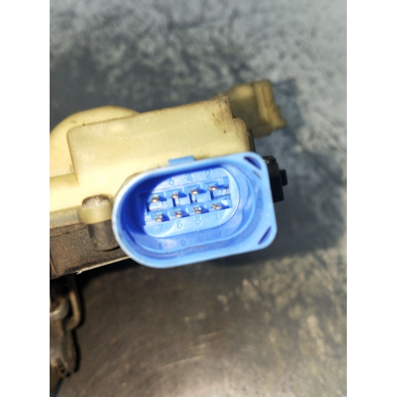 Recambio de motor cierre centralizado delantero derecho para volkswagen golf v variant (1k5) 1.9 tdi referencia OEM IAM   5P