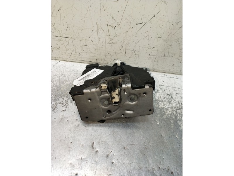 Recambio de motor cierre centralizado delantero derecho para opel corsa d 1.3 16v cdti referencia OEM IAM  3P 