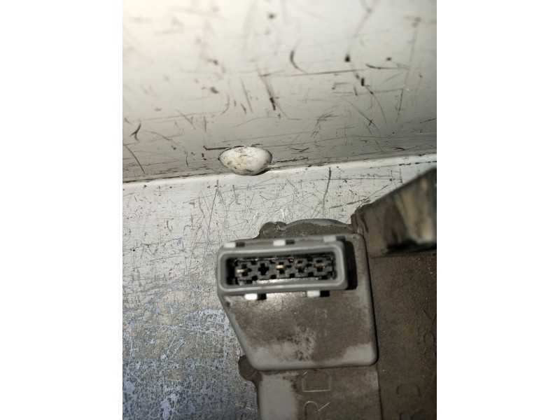 Recambio de motor cierre centralizado trasero derecho para citroën xsara berlina 1.9d seduction referencia OEM IAM  97 