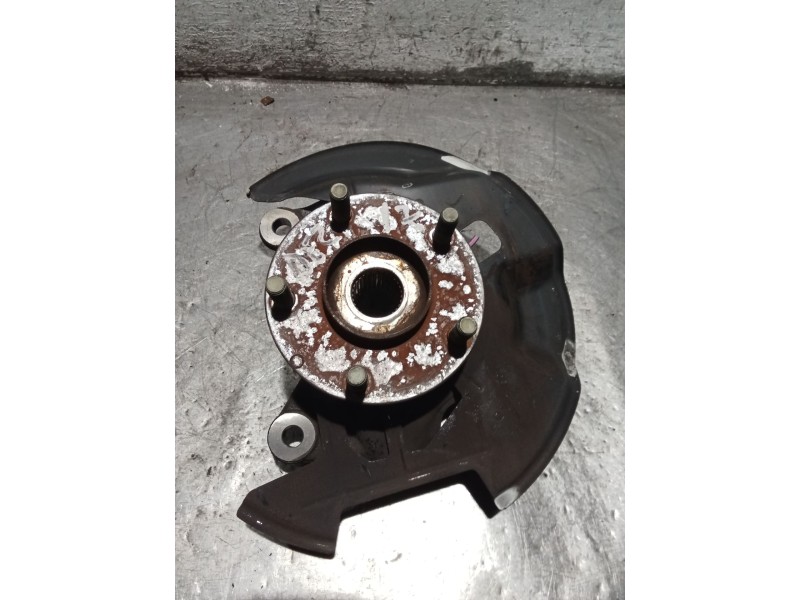 Recambio de mangueta delantera izquierda para mazda 3 (bm, bn) 2.2 d referencia OEM IAM   