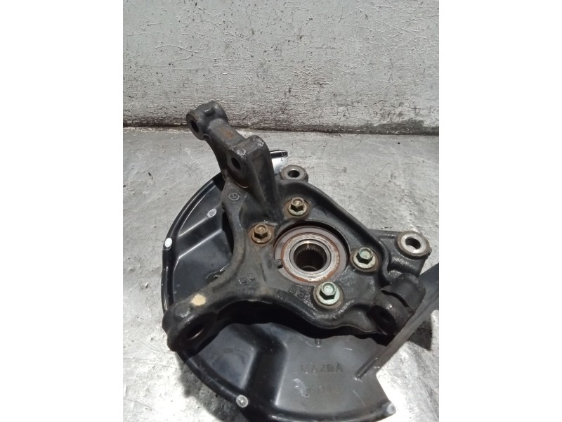 Recambio de mangueta delantera izquierda para mazda 3 (bm, bn) 2.2 d referencia OEM IAM   