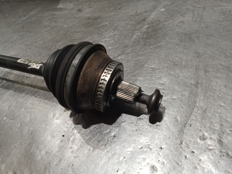 Recambio de transmision delantera derecha para volkswagen passat b5.5 (3b3) 1.9 tdi referencia OEM IAM 8DU407272EL  