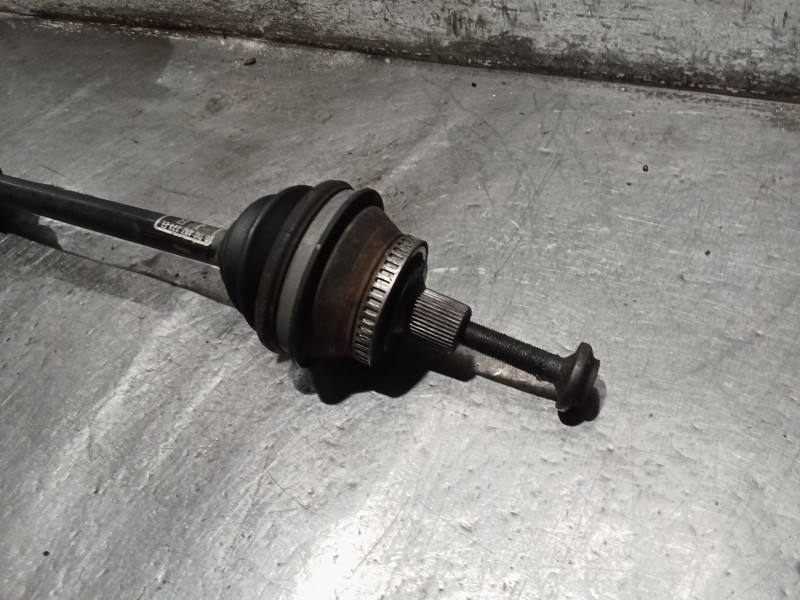 Recambio de transmision delantera izquierda para volkswagen passat b5.5 (3b3) 1.9 tdi referencia OEM IAM 800407271EL  