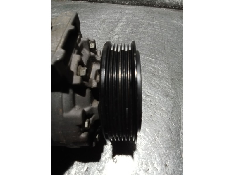 Recambio de compresor aire acondicionado para volkswagen golf vi (5k1) 2.0 tdi referencia OEM IAM 7SEU16C  