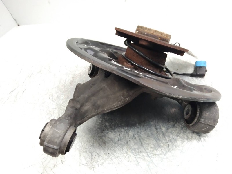 Recambio de mangueta trasera izquierda para mercedes clase cla (w117) shooting brake cla 220 d (117.903) referencia OEM IAM   