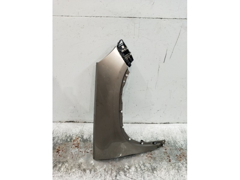 Recambio de aleta delantera derecha para volkswagen tiguan (5n_) 2.0 tdi referencia OEM IAM   