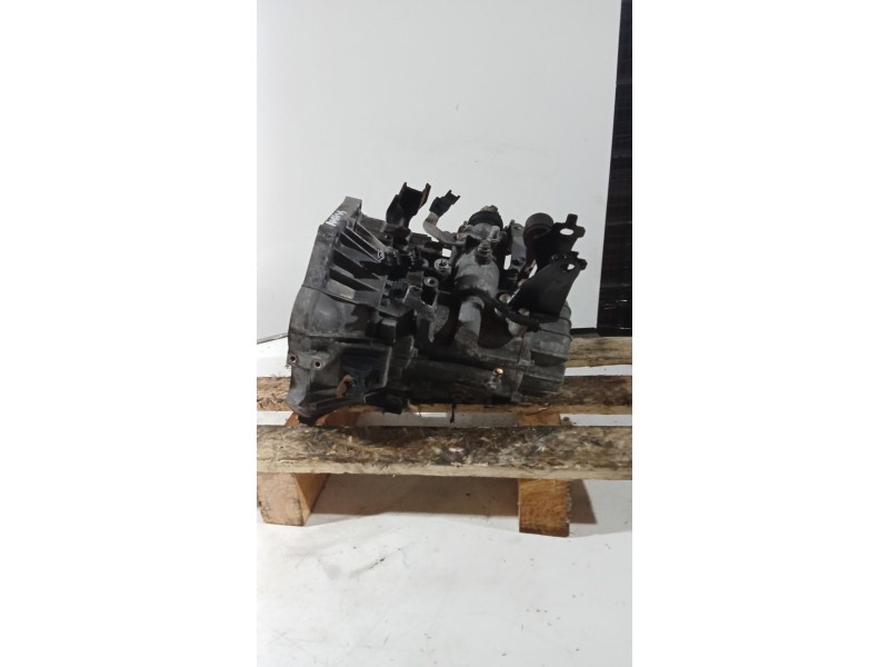 Recambio de caja cambios para toyota avensis (_t25_) 1.8 (zzt251_) referencia OEM IAM  5V 