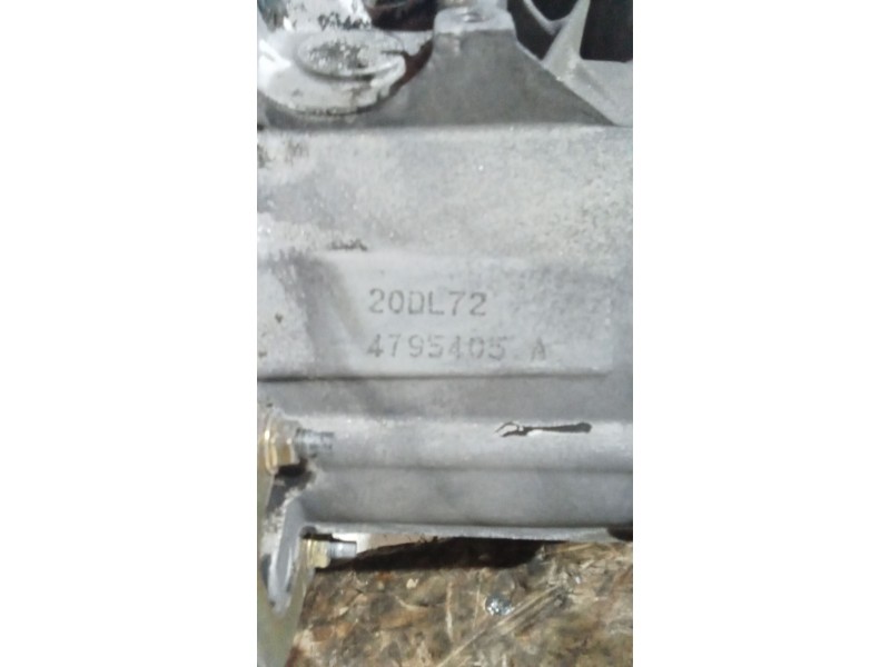 Recambio de caja cambios para peugeot 206 berlina xt referencia OEM IAM 20DL72 5v 475405A