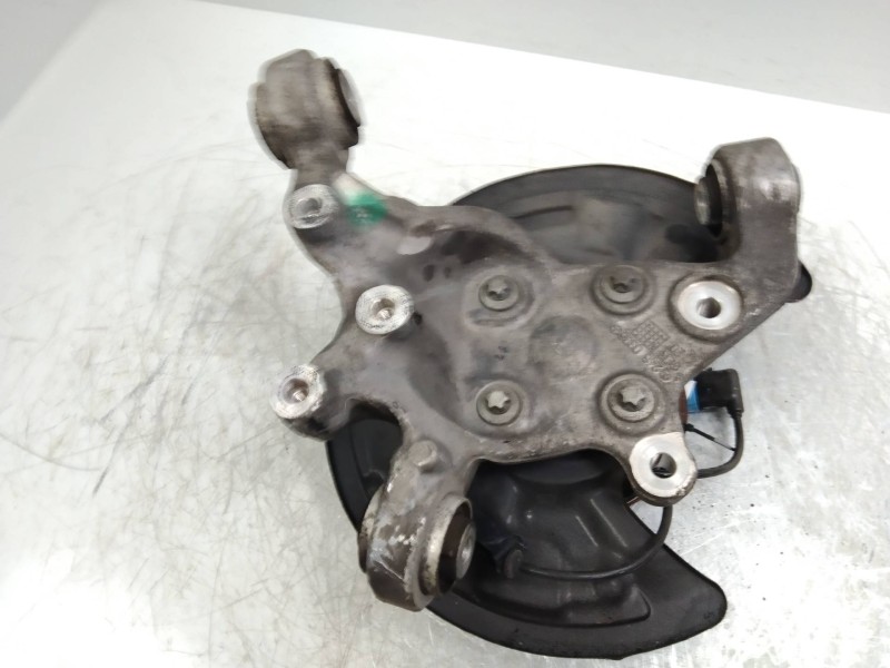 Recambio de mangueta trasera izquierda para mercedes clase cla (w117) shooting brake cla 220 d (117.903) referencia OEM IAM   