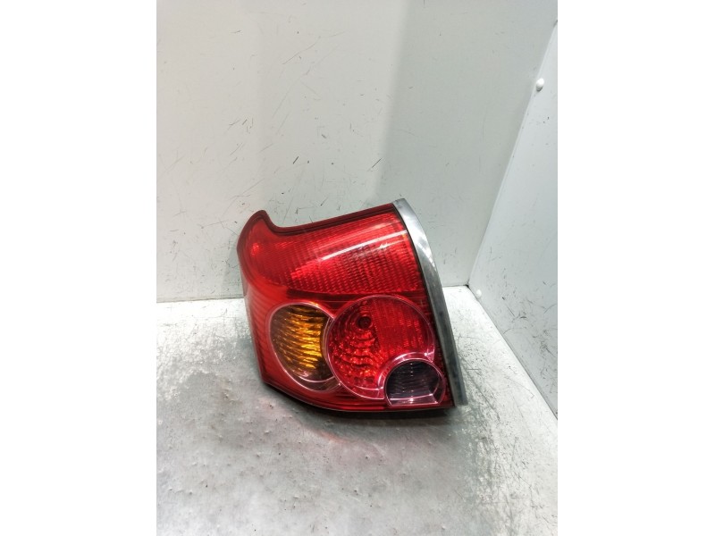 Recambio de piloto trasero derecho para toyota avensis (_t25_) 1.8 (zzt251_) referencia OEM IAM   