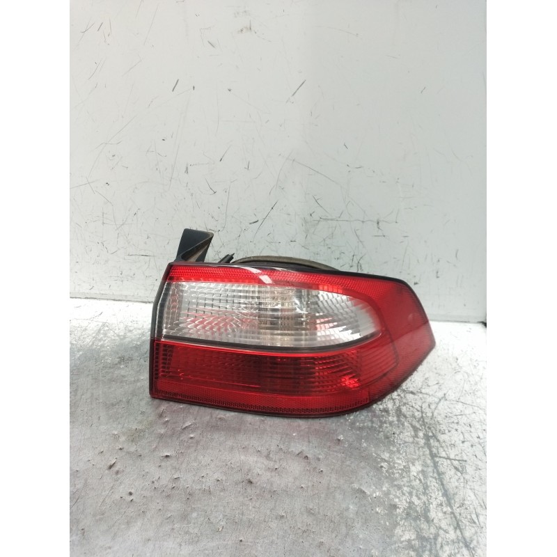 Recambio de piloto trasero derecho para renault laguna ii (bg0/1_) 1.8 16v (bg0b, bg0c, bg0j, bg0m, bg0v) referencia OEM IAM   