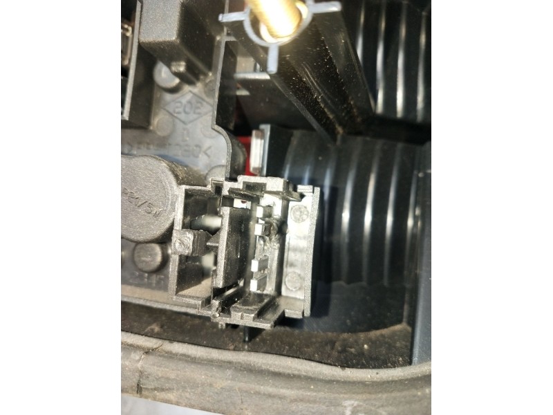 Recambio de piloto trasero derecho para renault laguna ii (bg0/1_) 1.8 16v (bg0b, bg0c, bg0j, bg0m, bg0v) referencia OEM IAM   