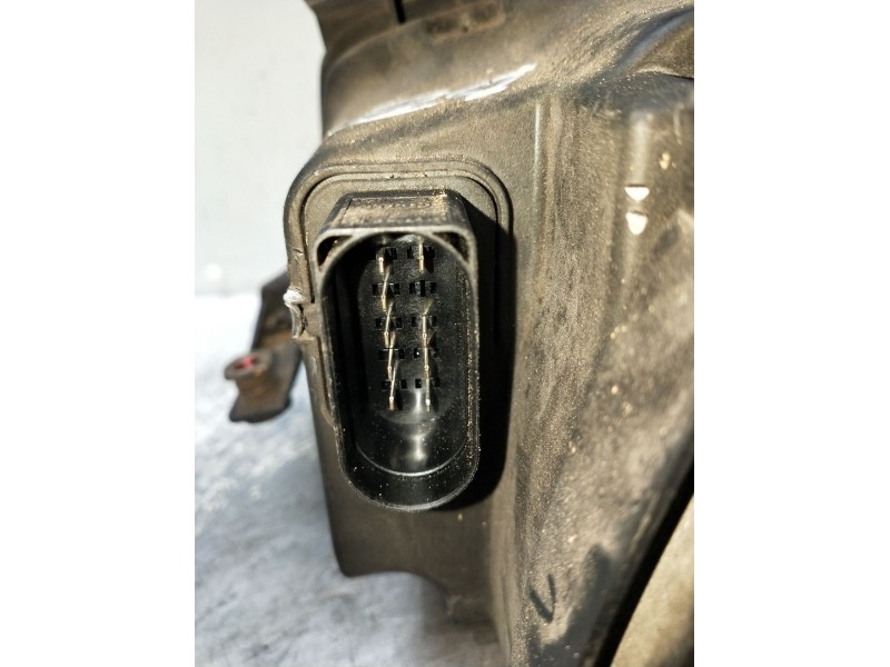 Recambio de faro derecho para volkswagen passat b5.5 (3b3) 1.9 tdi referencia OEM IAM 3B0941016AN 1EL00835002 