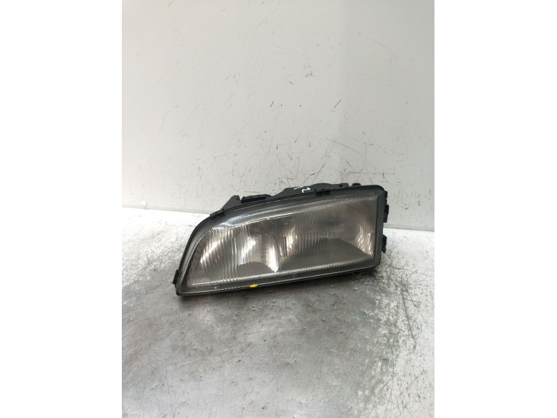 Recambio de faro izquierdo para volvo s70 (874) 2.4 referencia OEM IAM   