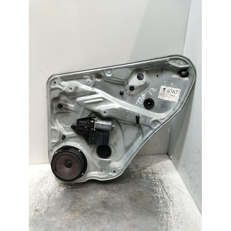 Recambio de elevalunas trasero izquierdo para volkswagen passat b5.5 (3b3) 1.9 tdi referencia OEM IAM 3B5839756C43 5P 