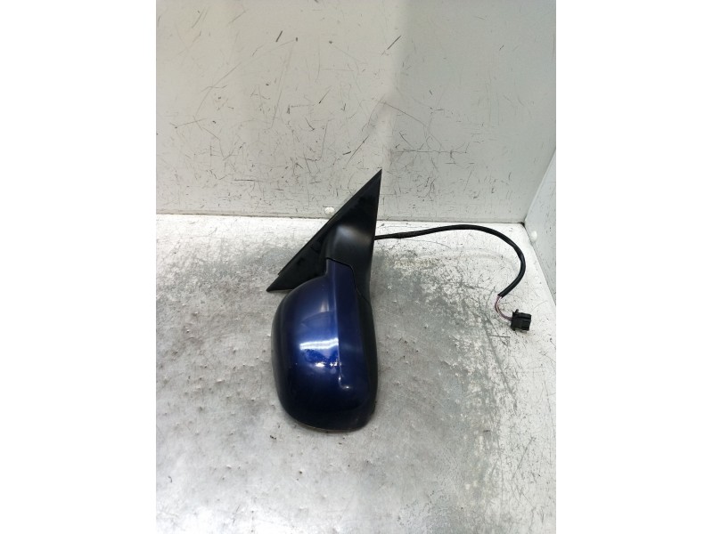 Recambio de retrovisor derecho para volkswagen passat b5.5 (3b3) 1.9 tdi referencia OEM IAM  ELÉCTRICO 