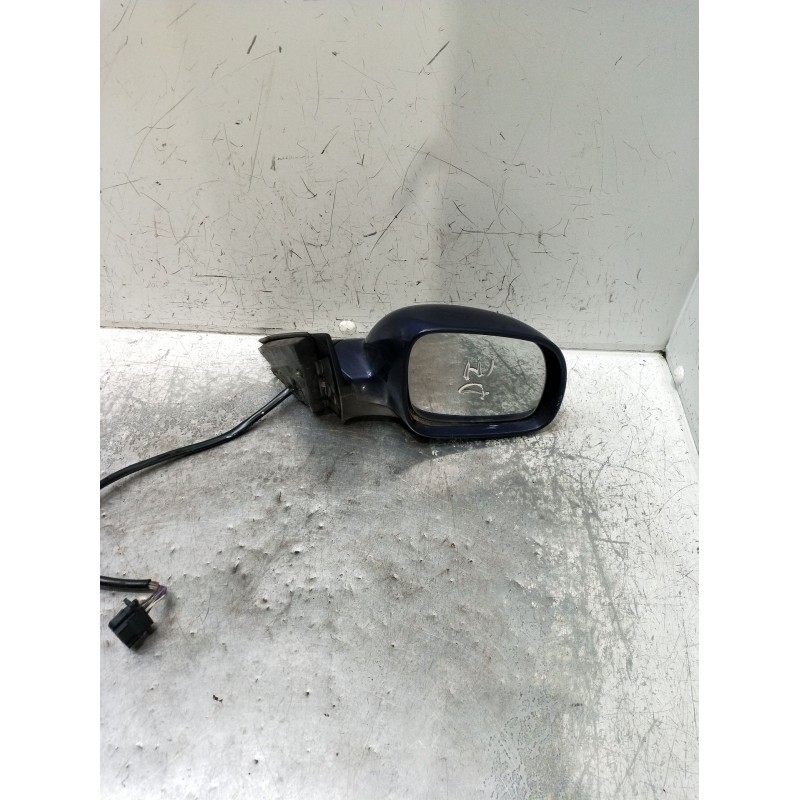 Recambio de retrovisor derecho para volkswagen passat b5.5 (3b3) 1.9 tdi referencia OEM IAM  ELÉCTRICO 