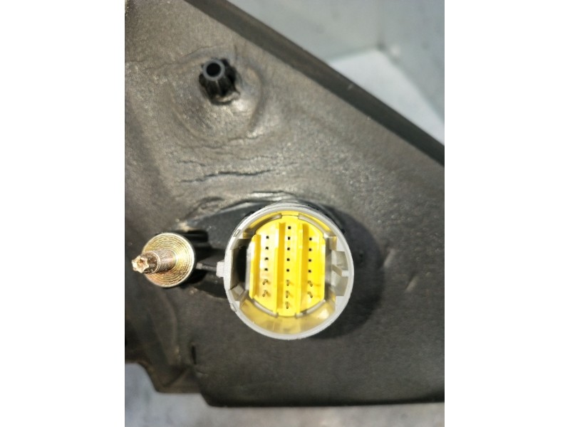 Recambio de retrovisor izquierdo para renault laguna ii (bg0/1_) 1.8 16v (bg0b, bg0c, bg0j, bg0m, bg0v) referencia OEM IAM  ELÉC
