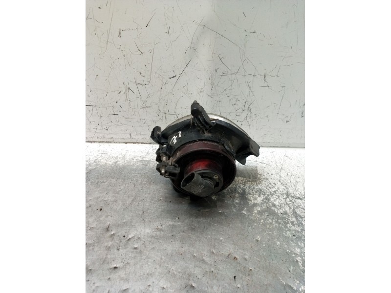 Recambio de faro antiniebla izquierdo para toyota avensis (_t25_) 1.8 (zzt251_) referencia OEM IAM   