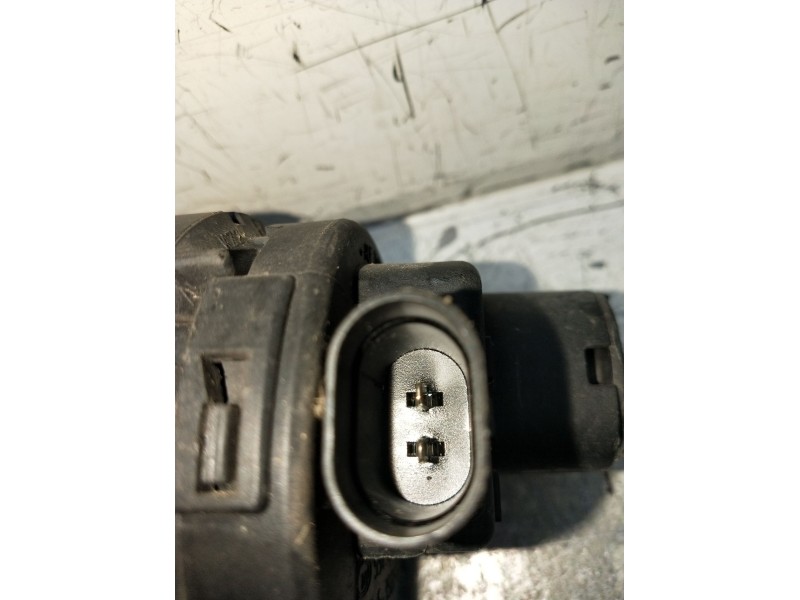 Recambio de faro antiniebla derecho para volkswagen passat b5.5 (3b3) 1.9 tdi referencia OEM IAM 3B7941700  