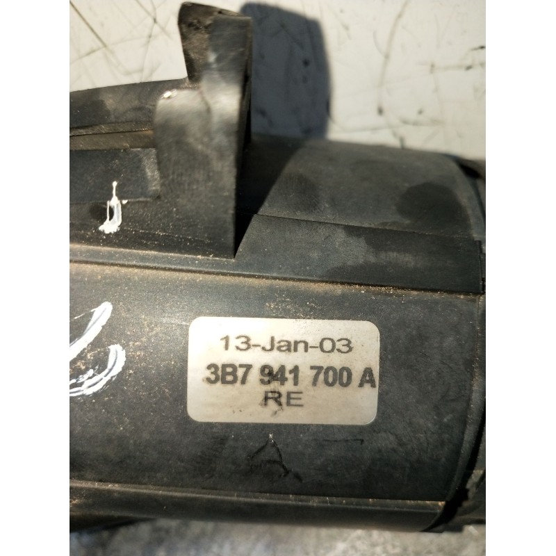 Recambio de faro antiniebla derecho para volkswagen passat b5.5 (3b3) 1.9 tdi referencia OEM IAM 3B7941700  