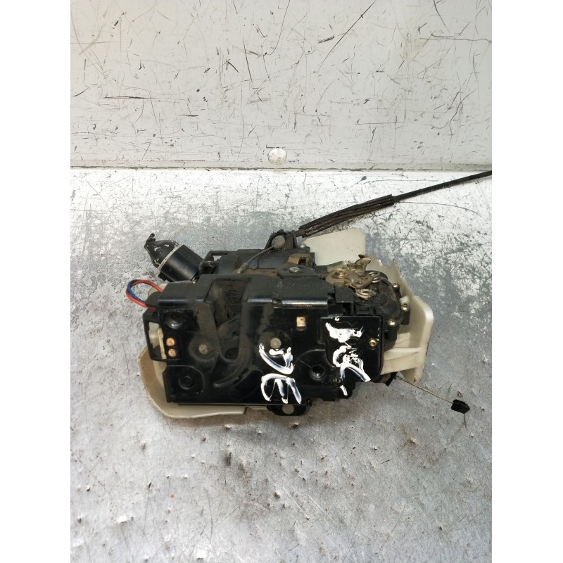 Recambio de motor cierre centralizado delantero derecho para volkswagen passat b5.5 (3b3) 1.9 tdi referencia OEM IAM  5P 