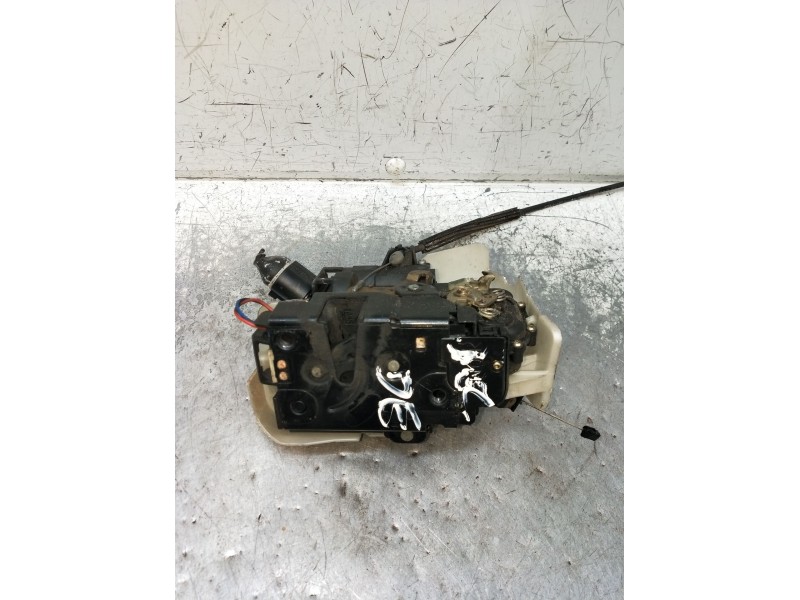 Recambio de motor cierre centralizado delantero derecho para volkswagen passat b5.5 (3b3) 1.9 tdi referencia OEM IAM  5P 