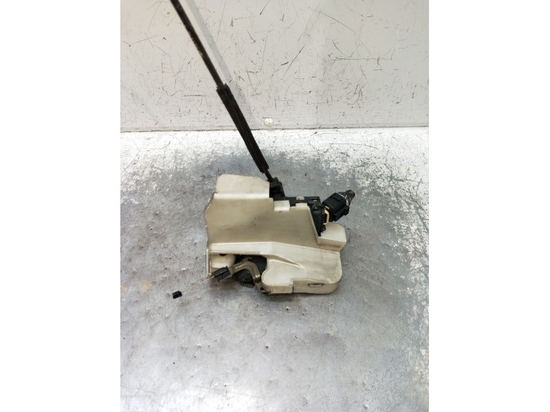 Recambio de motor cierre centralizado delantero derecho para volkswagen passat b5.5 (3b3) 1.9 tdi referencia OEM IAM  5P 