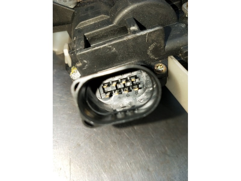 Recambio de motor cierre centralizado delantero derecho para volkswagen passat b5.5 (3b3) 1.9 tdi referencia OEM IAM  5P 