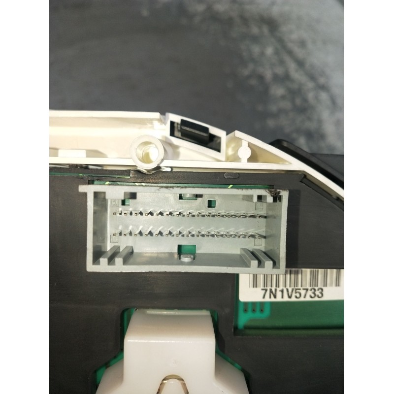 Recambio de cuadro instrumentos para renault laguna ii (bg0/1_) 1.8 16v (bg0b, bg0c, bg0j, bg0m, bg0v) referencia OEM IAM 820021