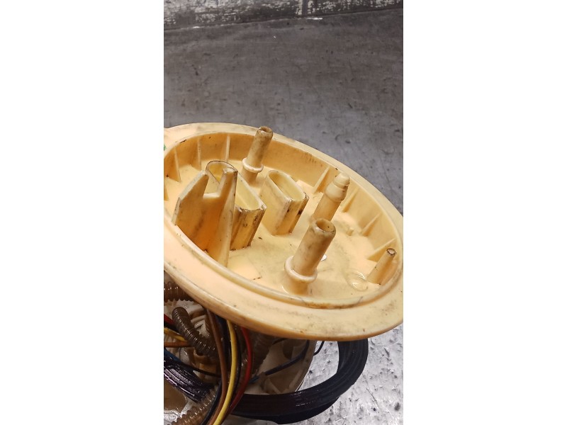 Recambio de bomba combustible para volkswagen tiguan (5n_) 2.0 tdi referencia OEM IAM 5N0919088M A2C82690500 