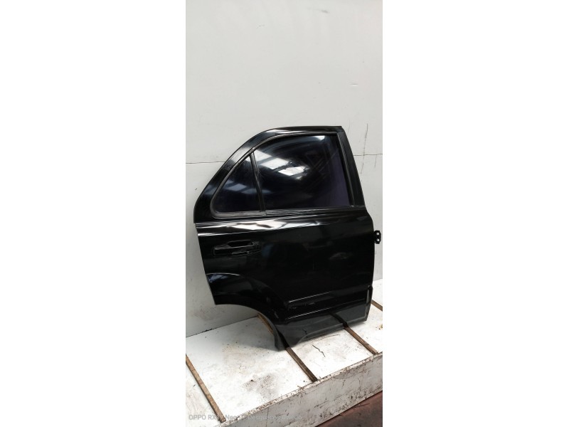 Recambio de puerta trasera derecha para kia sorento 2.5 crdi referencia OEM IAM   5P