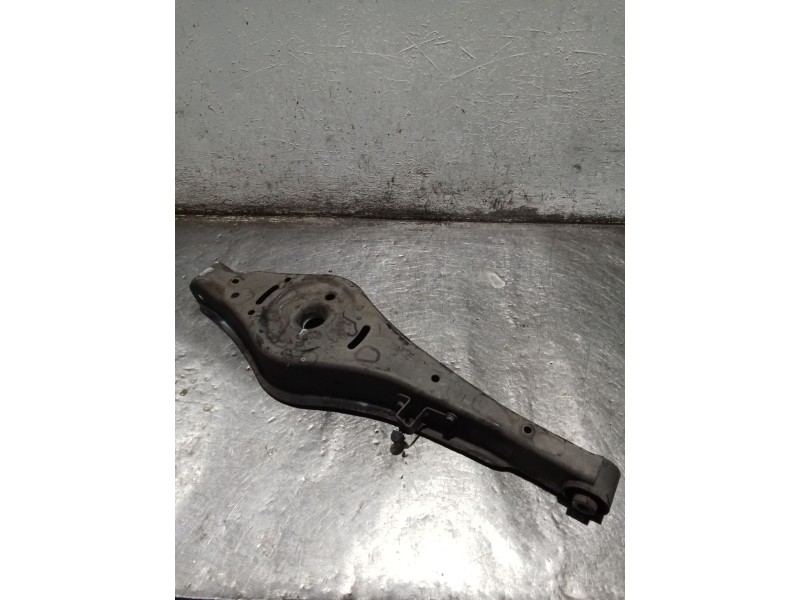 Recambio de brazo suspension inferior trasero izquierdo para volkswagen tiguan (5n_) 2.0 tdi referencia OEM IAM   