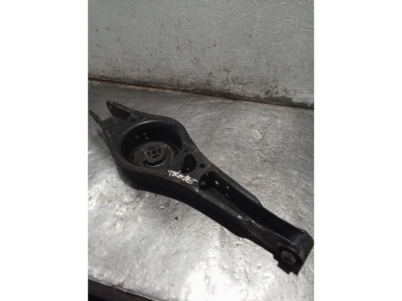 Recambio de brazo suspension inferior trasero derecho para volkswagen tiguan (5n_) 2.0 tdi referencia OEM IAM   