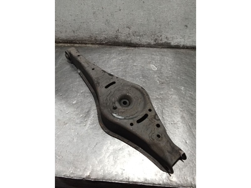 Recambio de brazo suspension inferior trasero derecho para volkswagen tiguan (5n_) 2.0 tdi referencia OEM IAM   